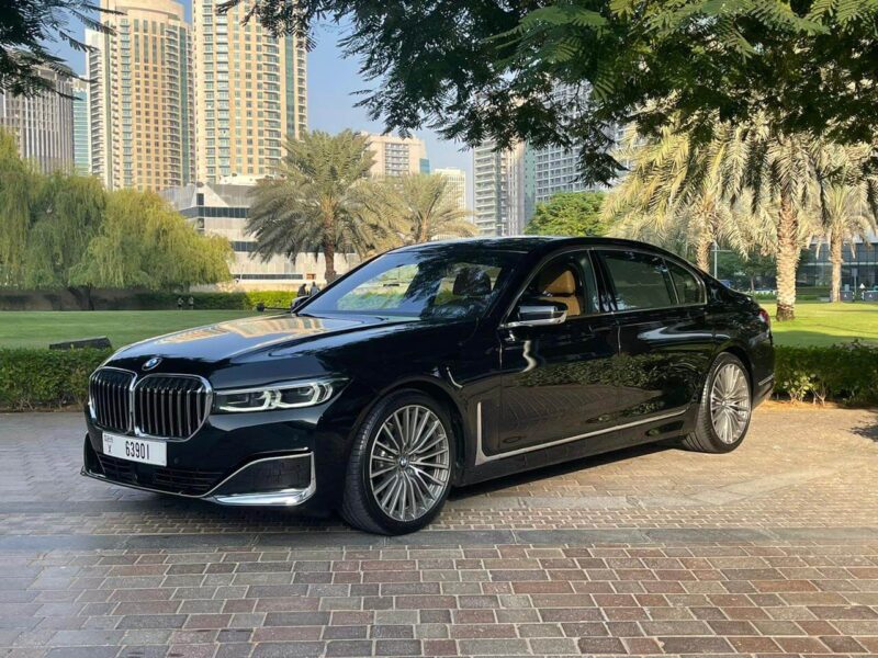 BMW 7 Series front