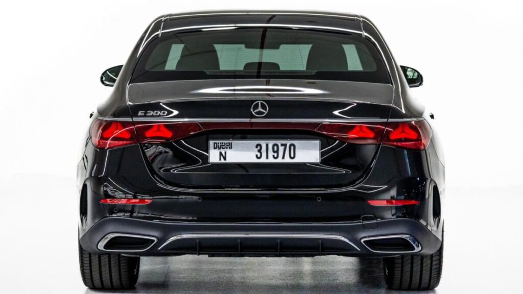 mercedes-benz-e-class-amg-for-rent-dubai-9